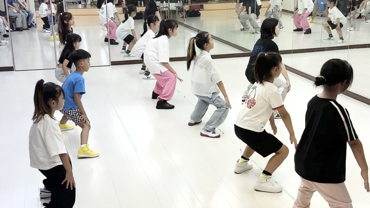 小牧市の５歳から習えるキッズダンススクール