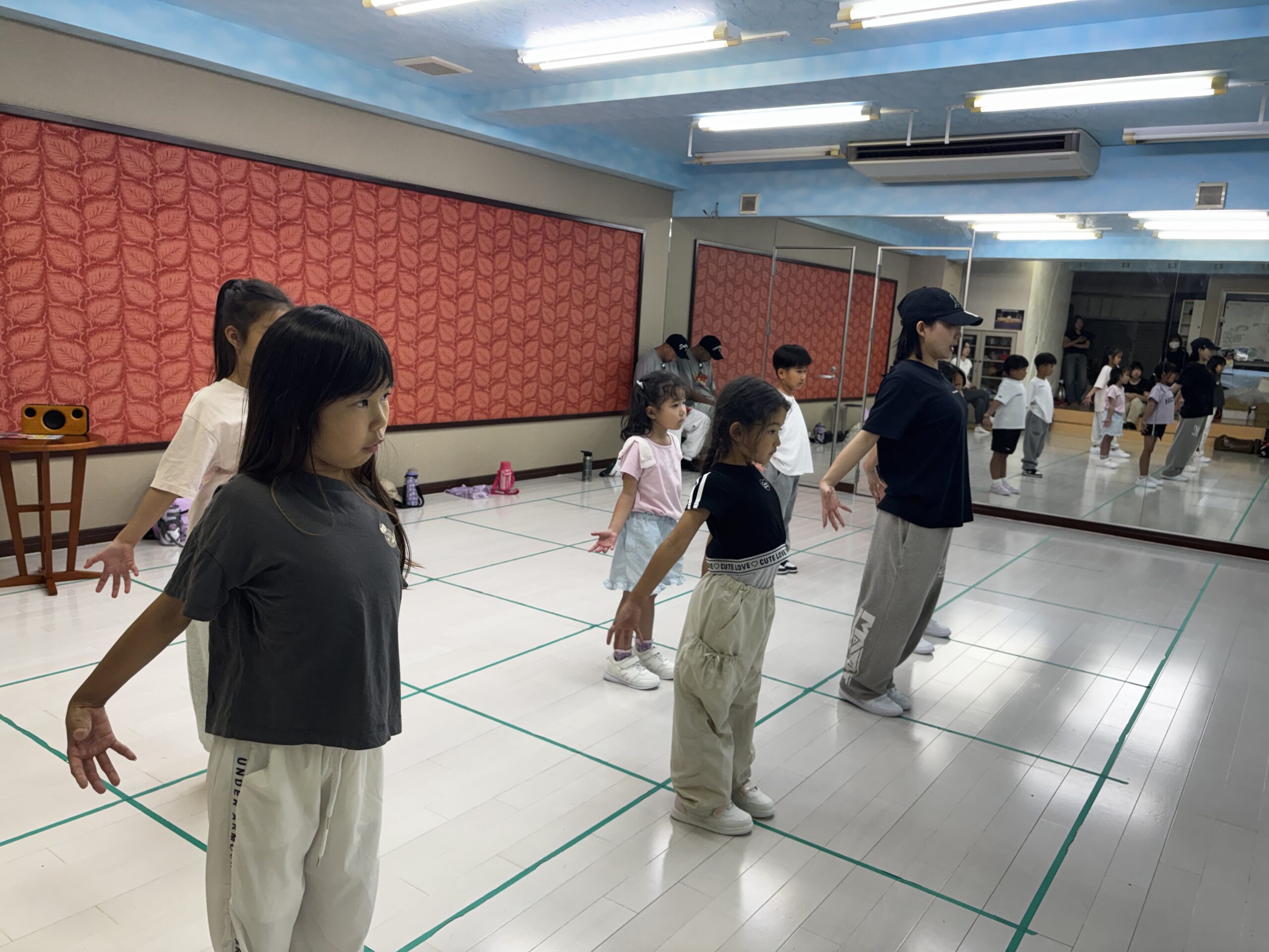 「楽しい！」を最優先にした小牧市のキッズダンススクール初心者クラス